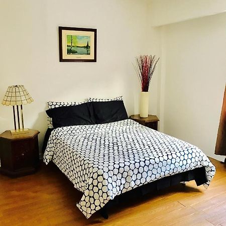 Stylish Montreal Apartment: Comfortable Stay In The Golden Square Mile Ngoại thất bức ảnh